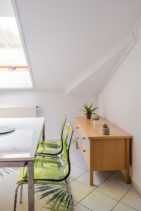 Sziklai Apartman ヴェスプレーム エクステリア 写真